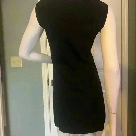 Marc Jacobs Black Pleated Shift Dress Womens Size Medium.     #300 - Picture 12 of 12